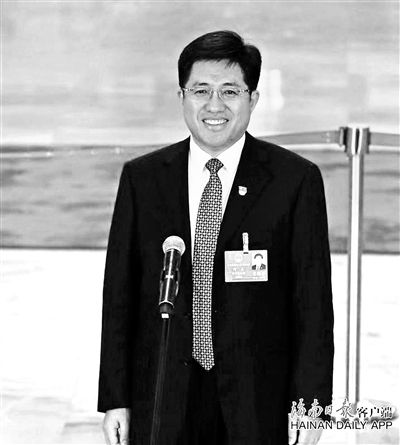 全國人大代表、三亞市長阿東：三亞不能僅靠低稅吸引企業