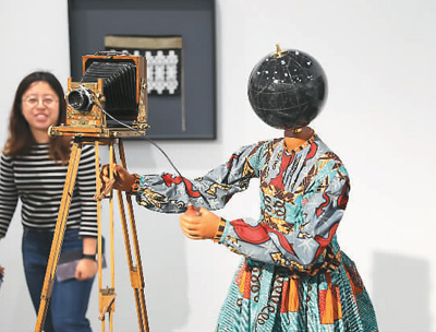 香港巴塞爾藝術展創紀錄 吸引8.8萬名訪客