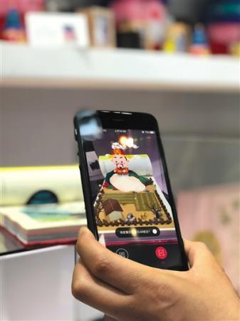 深圳文博會開幕“北京禮物”亮相