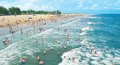 追涼玩耍、潛力巨大 避暑旅游亟待升級(jí)