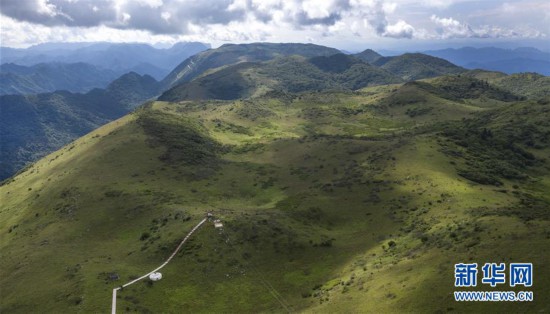 （美麗中國(guó)）（5）紫柏天坦顯奇觀