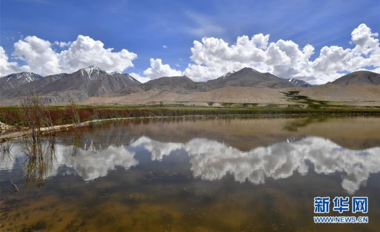 西藏阿里景如畫