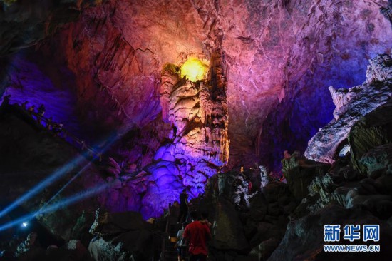 （社會）（1）浙江：瑤琳仙境賞石景