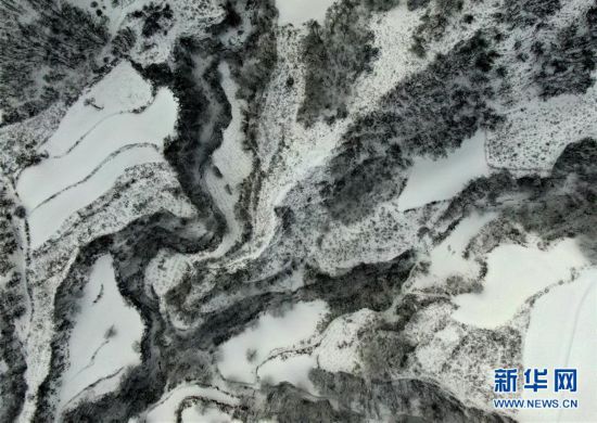 （環境）（4）雪后豫西 銀裝素裹