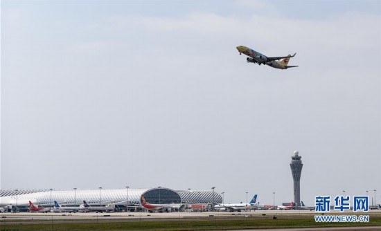 深圳機場陸續恢復航班運營