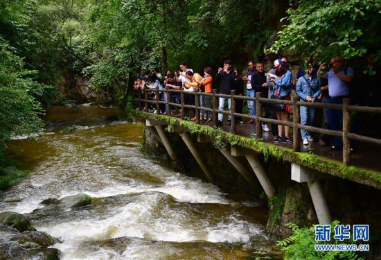 雨后牛背梁 風景別樣美